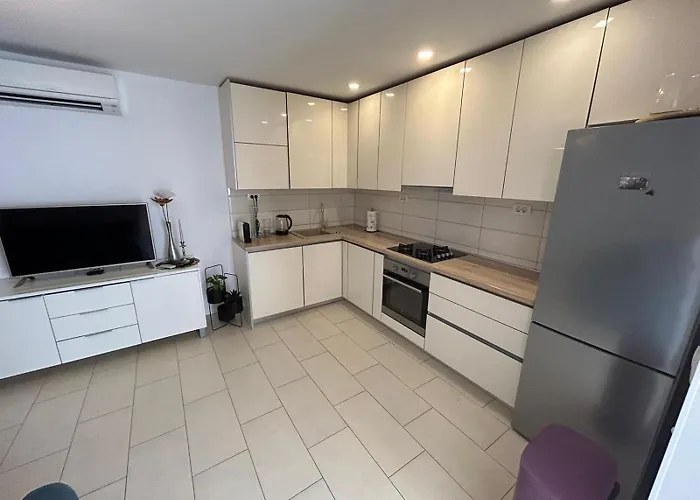 Spacious In Maria Makarska